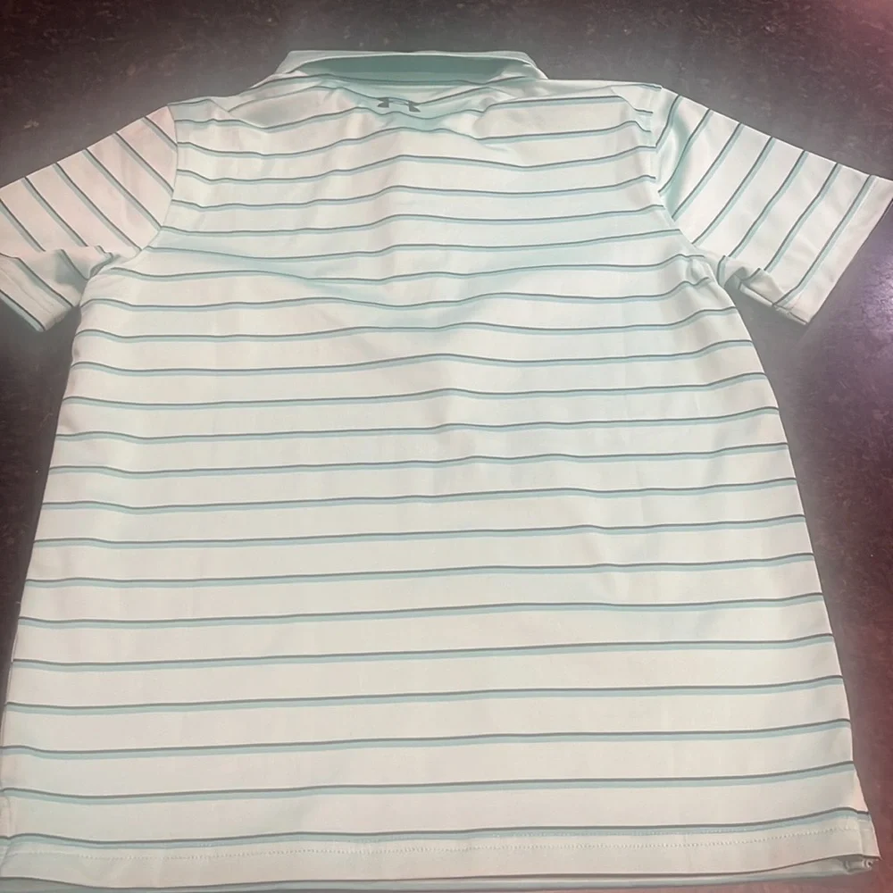 Boys UNDER ARMOR POLO SHIRT..